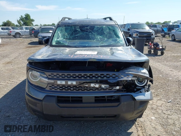 2025 Ford Bronco Sport Big Bend with VIN 3FMCR9BN1SRE57558, listed as a IAAI auction lot 42592590 with 5,121 mi miles and . Bid and sale history available at DreamBid. Image 13.