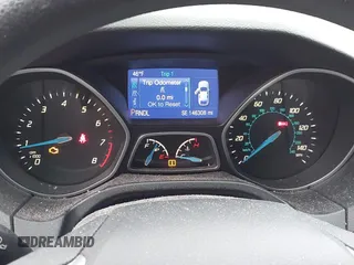 2013 Ford Focus SE with VIN 1FADP3F20DL204797, listed as a IAAI auction lot 41404937 with 146,643 mi miles. Bid and sale history available at carsss.com. Image 7.