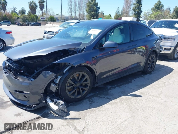 2022 Tesla Model X with VIN 7SAXCAE59NF360301, listed as a IAAI auction lot 41945059 with Not Provided miles and . Bid and sale history available at DreamBid. Image 19.