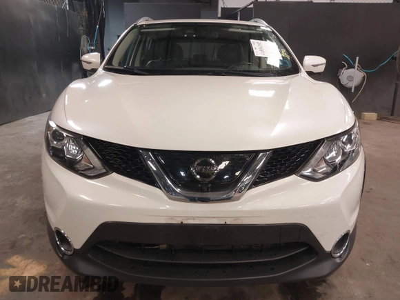 2017 Nissan Rogue Sport SL with VIN JN1BJ1CR4HW103472, listed as a IAAI auction lot 41856392 with 38,584 mi miles. Bid and sale history available at carsss.com. Image 12.