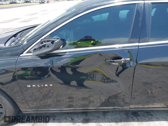 2020 Chevrolet Malibu LT with VIN 1G1ZD5ST4LF057375, listed as a IAAI auction lot 42191189 with 144,364 mi miles and . Bid and sale history available at DreamBid. Image 6.
