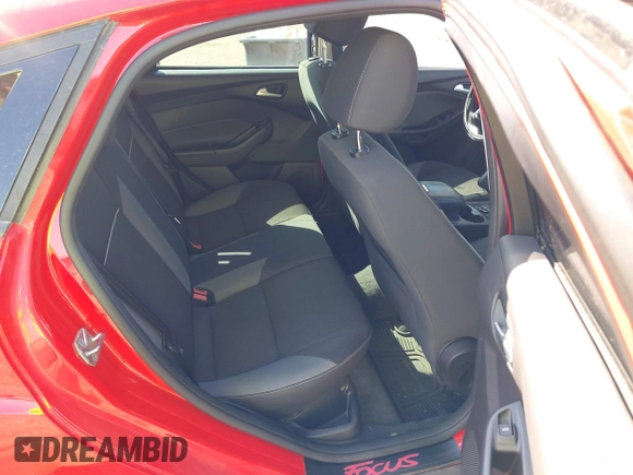 2014 Ford Focus SE with VIN 1FADP3K26EL305818, listed as a IAAI auction lot 42062813 with 175,047 mi miles. Bid and sale history available at carsss.com. Image 8.