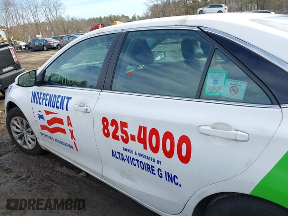 2017 Toyota Camry Hybrid LE with VIN 4T1BD1FK3HU206313, listed as a IAAI auction lot 41479110 with 416,578 mi miles. Bid and sale history available at carsss.com. Image 14.