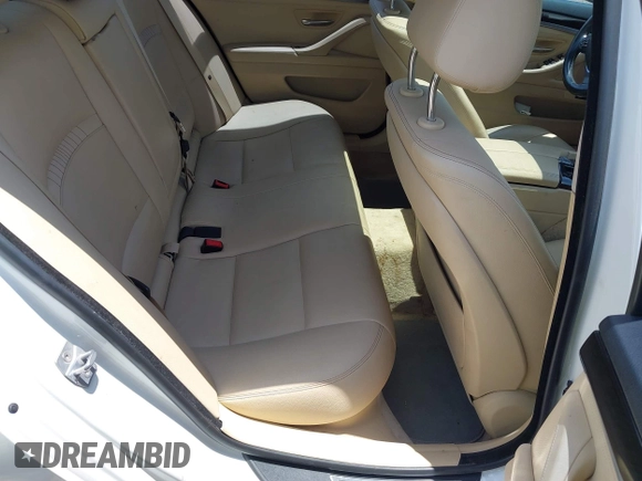 2014 BMW 5 Series 528i z VIN WBA5A5C5XED501949, wystawiony jako IAAI lot #42487130 z przebiegiem 142 445 mil mil oraz . Historia ofert i sprzedaży dostępna na DreamBid. Obrazek 8.