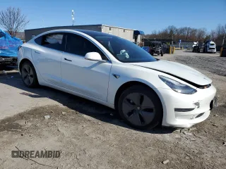 2020 Tesla Model 3 Long Range z VIN 5YJ3E1EB0LF628130, wystawiony jako Copart lot #50706955 z przebiegiem 67 384 mil mil oraz Szkoda całkowita • Salvage title. Historia ofert i sprzedaży dostępna na DreamBid. Obrazek 4.