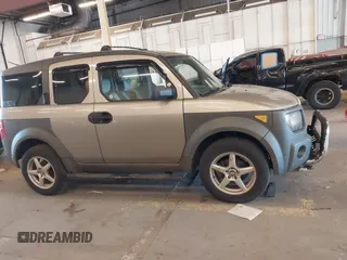 2004 Honda Element EX with VIN 5J6YH286X4L031836, listed as a IAAI auction lot 42189339 with 257,679 mi miles and . Bid and sale history available at DreamBid. Image 14.