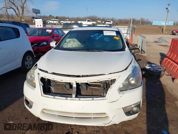 2015 Nissan Altima SL with VIN 1N4AL3AP8FN354133, listed as a IAAI auction lot 41669094 with 215,905 mi miles and . Bid and sale history available at DreamBid. Image 13.