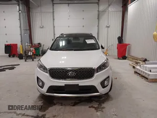 2018 Kia Sorento SX with VIN 5XYPKDA58JG414522, listed as a IAAI auction lot 41548855 with 157,725 mi miles and . Bid and sale history available at carsss.com. Image 11.