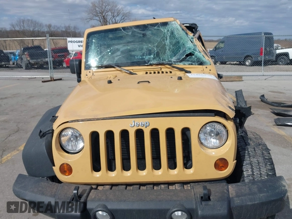 2013 Jeep Wrangler Sport with VIN 1C4AJWAG4DL617356, listed as a IAAI auction lot 41860570 with 30,331 mi miles and . Bid and sale history available at carsss.com. Image 12.