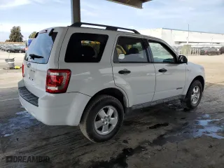 2008 Ford Escape XLT with VIN 1FMCU03148KD90604, listed as a Copart auction lot 53515635 with 185,870 mi miles and Clean Title. Bid and sale history available at carsss.com. Image 3.