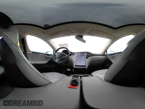 2013 Tesla Model S Performance z VIN 5YJSA1DP1DFP16609, wystawiony jako IAAI lot #42458995 z przebiegiem 110 722 mil mil oraz . Historia ofert i sprzedaży dostępna na DreamBid. Obrazek 24.
