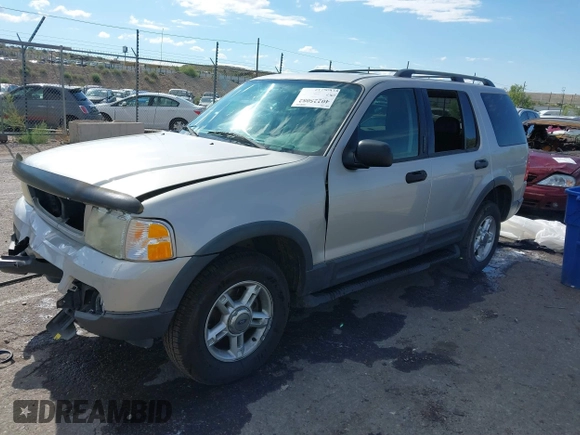 2003 Ford Explorer XLT z VIN 1FMZU73W33ZA92706, wystawiony jako IAAI lot #40225082 z przebiegiem 150 435 mil mil oraz . Historia ofert i sprzedaży dostępna na DreamBid. Obrazek 2.