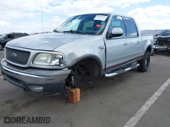 2003 Ford F-150 XLT with VIN 1FTRW08LX3KC79700, listed as a IAAI auction lot 41680562 with 131,052 mi miles. Bid and sale history available at carsss.com. Image 6.