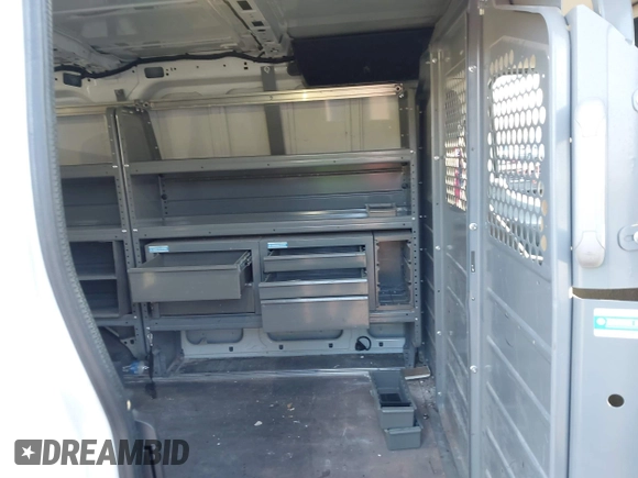 2016 Ford Transit Cargo с VIN 1FTYE1ZM4GKB29485, выставлен на аукционе IAAI как лот 41196180 с пробегом 181 995 миль миль и . История ставок и продаж доступна на DreamBid. Изображение 8.