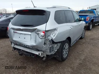 2016 Nissan Pathfinder Platinum with VIN 5N1AR2MM8GC658933, listed as a IAAI auction lot 41931265 with 117,274 mi miles. Bid and sale history available at carsss.com. Image 4.