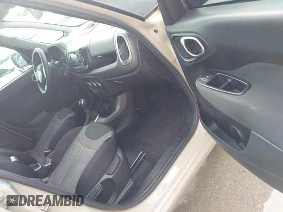 2017 FIAT 500L Pop with VIN ZFBCFAAH4HZ039822, listed as a IAAI auction lot 42607810 with 134,587 mi miles and . Bid and sale history available at DreamBid. Image 5.