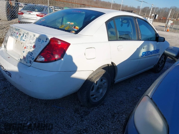 2004 Saturn ION with VIN 1G8AJ52F64Z123281, listed as a IAAI auction lot 41658784 with 206,663 mi miles. Bid and sale history available at carsss.com. Image 4.
