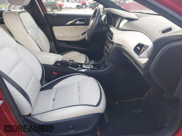 2017 Infiniti QX30 Premium with VIN SJKCH5CP3HA039213, listed as a IAAI auction lot 42436970 with 79,731 mi miles and . Bid and sale history available at DreamBid. Image 5.