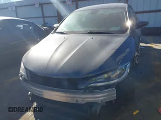 2015 Chrysler 200 Limited with VIN 1C3CCCAB8FN694426, listed as a IAAI auction lot 41662057 with 200,000 mi miles. Bid and sale history available at carsss.com. Image 6.