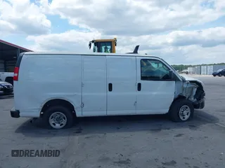 2019 Chevrolet Express Cargo Van with VIN 1GCWGAFP7K1370861, listed as a IAAI auction lot 41929550 with 148,539 mi miles. Bid and sale history available at carsss.com. Image 13.