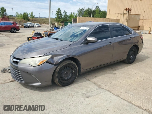2015 Toyota Camry XLE z VIN 4T1BF1FK4FU060219, wystawiony jako Copart lot #58141715 z przebiegiem 256 926 mil mil oraz Czysty tytuł • Clean title. Historia ofert i sprzedaży dostępna na DreamBid. Obrazek 1.