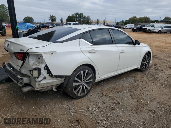 2020 Nissan Altima SR with VIN 1N4AL4CV2LC118537, listed as a Copart auction lot 80986854 with 67,146 mi miles and Salvage Title. Bid and sale history available at carsss.com. Image 3.