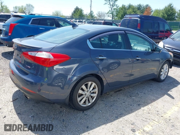 2015 Kia Forte EX with VIN KNAFX4A86F5262650, listed as a IAAI auction lot 42142228 with 170,583 mi miles. Bid and sale history available at carsss.com. Image 4.