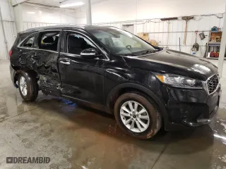 2019 Kia Sorento L with VIN 5XYPG4A38KG451295, listed as a Copart auction lot 50031315 with 82,023 mi miles and Salvage Title. Bid and sale history available at carsss.com. Image 4.