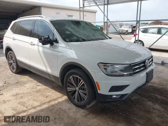 2018 Volkswagen Tiguan SEL with VIN 3VV2B7AX8JM120443, listed as a IAAI auction lot 42154773 with 70,256 mi miles and . Bid and sale history available at DreamBid. Image 1.