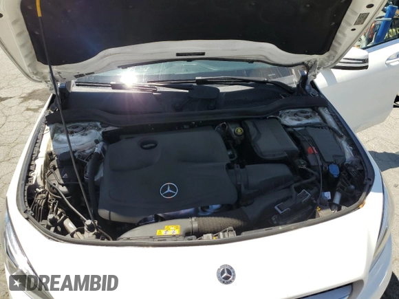 2019 Mercedes-Benz CLA 250 z VIN WDDSJ4EB8KN744108, wystawiony jako Copart lot #61002865 z przebiegiem 87 522 mil mil oraz Szkoda całkowita • Salvage title. Historia ofert i sprzedaży dostępna na DreamBid. Obrazek 11.