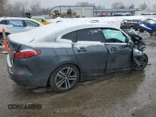 2020 BMW 2 Series 228i xDrive z VIN WBA73AK04L7G17051, wystawiony jako Copart lot #45010915 z przebiegiem Nie podano mil oraz Szkoda całkowita • Salvage title. Historia ofert i sprzedaży dostępna na DreamBid. Obrazek 3.