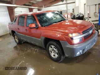2002 Chevrolet Avalanche with VIN 3GNEK13T32G219648, listed as a Copart auction lot 54231335 with 206,469 mi miles and Clean Title. Bid and sale history available at DreamBid. Image 4.