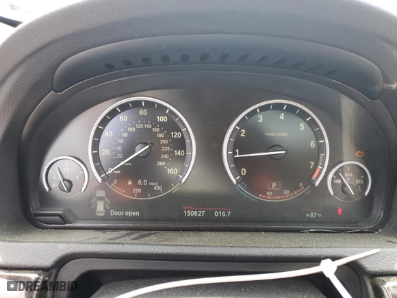 2014 BMW 5 Series Gran Turismo 535i with VIN WBA5M2C51ED085876, listed as a Copart auction lot 60962824 with 150,627 mi miles and Salvage Title. Bid and sale history available at carsss.com. Image 9.