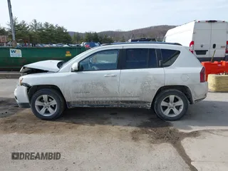 2015 Jeep Compass High Altitude Edition with VIN 1C4NJDEB9FD396239, listed as a IAAI auction lot 41451090 with 86,826 mi miles. Bid and sale history available at carsss.com. Image 14.