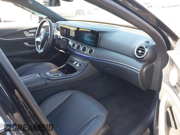 2021 Mercedes-Benz E-Class E 350 with VIN W1KZF8DB0MA889890, listed as a IAAI auction lot 41317094 with 63,075 mi miles. Bid and sale history available at carsss.com. Image 5.