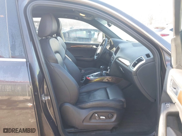 2016 Audi Q5 Premium Plus with VIN WA1D7AFPXGA042617, listed as a IAAI auction lot 41077195 with 161,239 mi miles. Bid and sale history available at carsss.com. Image 5.