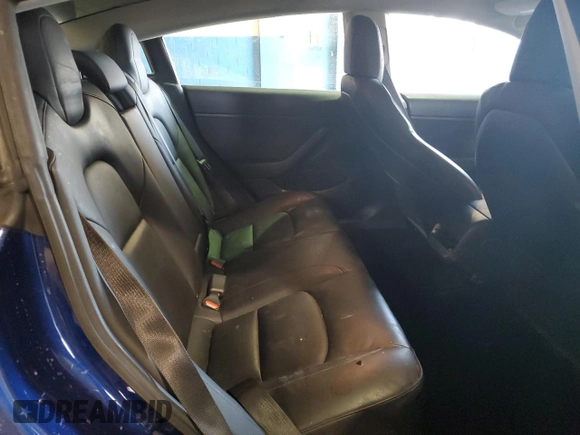 2019 Tesla Model 3 Long Range with VIN 5YJ3E1EB5KF452772, listed as a Copart auction lot 49033245 with 61,753 mi miles and Clean Title. Bid and sale history available at DreamBid. Image 11.