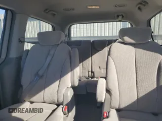 2006 Kia Sedona LX with VIN KNDMB233X66049953, listed as a Copart auction lot 76672044 with 126,837 mi miles and Salvage Title. Bid and sale history available at carsss.com. Image 10.