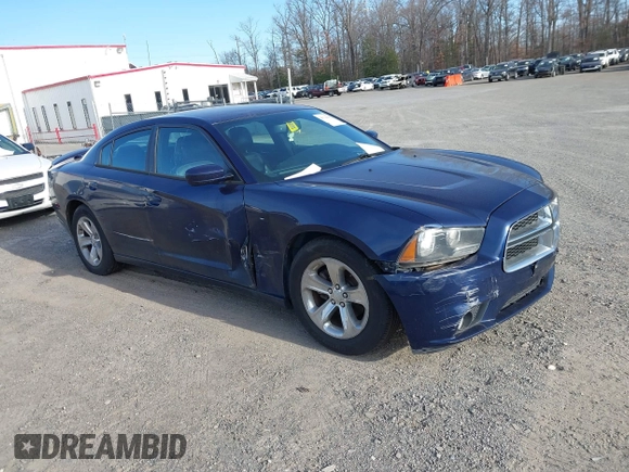 2014 Dodge Charger SXT with VIN 2C3CDXHG1EH207273, listed as a IAAI auction lot 41714382 with 152,023 mi miles. Bid and sale history available at carsss.com. Image 1.