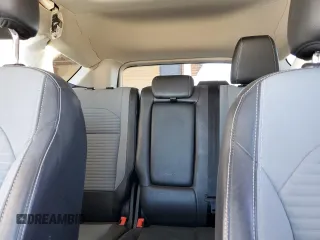 2017 Ford Escape SE with VIN 1FMCU0GD8HUA89018, listed as a Copart auction lot 45302875 with 101,182 mi miles and Salvage Title. Bid and sale history available at carsss.com. Image 10.