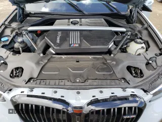 2022 BMW X4 M z VIN 5YM23EC08N9J85904, wystawiony jako Copart lot #41979823 z przebiegiem Nie podano mil oraz . Historia ofert i sprzedaży dostępna na DreamBid. Obrazek 12.