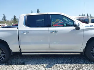 2022 Chevrolet Silverado 1500 High Country with VIN 1GCUYHEL6NZ179904, listed as a IAAI auction lot 42094469 with 16,528 mi miles and . Bid and sale history available at DreamBid. Image 13.