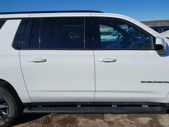 2022 Chevrolet Suburban Z71 with VIN 1GNSKDKD6NR150067, listed as a IAAI auction lot 41684815 with 73,416 mi miles and . Bid and sale history available at DreamBid. Image 13.