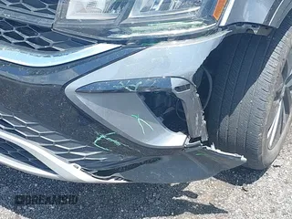 2024 Volkswagen Taos S с VIN 3VV5X7B21RM015188, выставлен на аукционе IAAI как лот 42509303 с пробегом 37 697 миль миль и . История ставок и продаж доступна на DreamBid. Изображение 6.