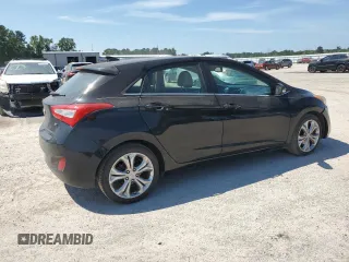 2015 Hyundai Elantra GT with VIN KMHD35LH4FU247154, listed as a Copart auction lot 68653354 with 92,597 mi miles and Salvage Title. Bid and sale history available at carsss.com. Image 3.
