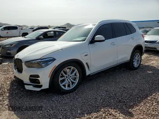 2023 BMW X5 xDrive45e z VIN 5UXTA6C02P9N98430, wystawiony jako Copart lot #51509085 z przebiegiem 24 093 mil mil oraz Szkoda całkowita • Salvage title. Historia ofert i sprzedaży dostępna na DreamBid. Obrazek 1.