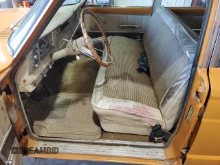 1972 Jeep Grand Wagoneer with VIN J2A144CN29869, listed as a Copart auction lot 73240394 with 83,806 mi miles and Clean title. Bid and sale history available at DreamBid. Image 7.