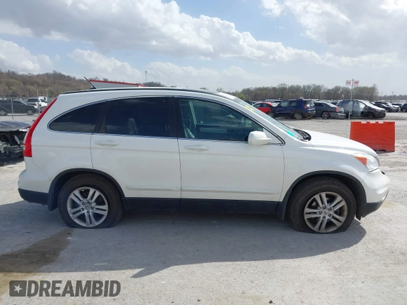 2011 Honda CR-V EX-L with VIN 5J6RE4H7XBL052197, listed as a IAAI auction lot 41827999 with 105,399 mi miles. Bid and sale history available at carsss.com. Image 13.