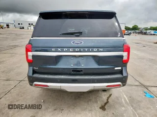 2022 Ford Expedition XLT with VIN 1FMJU1HT5NEA48449, listed as a Copart auction lot 61662065 with 31,418 mi miles and Salvage title. Bid and sale history available at DreamBid. Image 6.