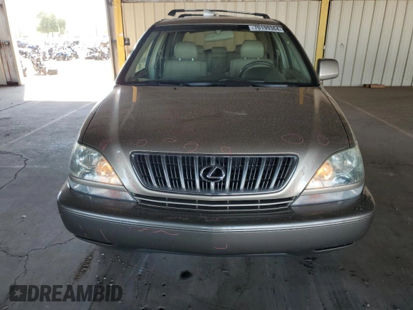 2001 Lexus RX 300 with VIN JTJGF10U810107642, listed as a Copart auction lot 70199364 with 130,026 mi miles and Salvage Title. Bid and sale history available at carsss.com. Image 5.
